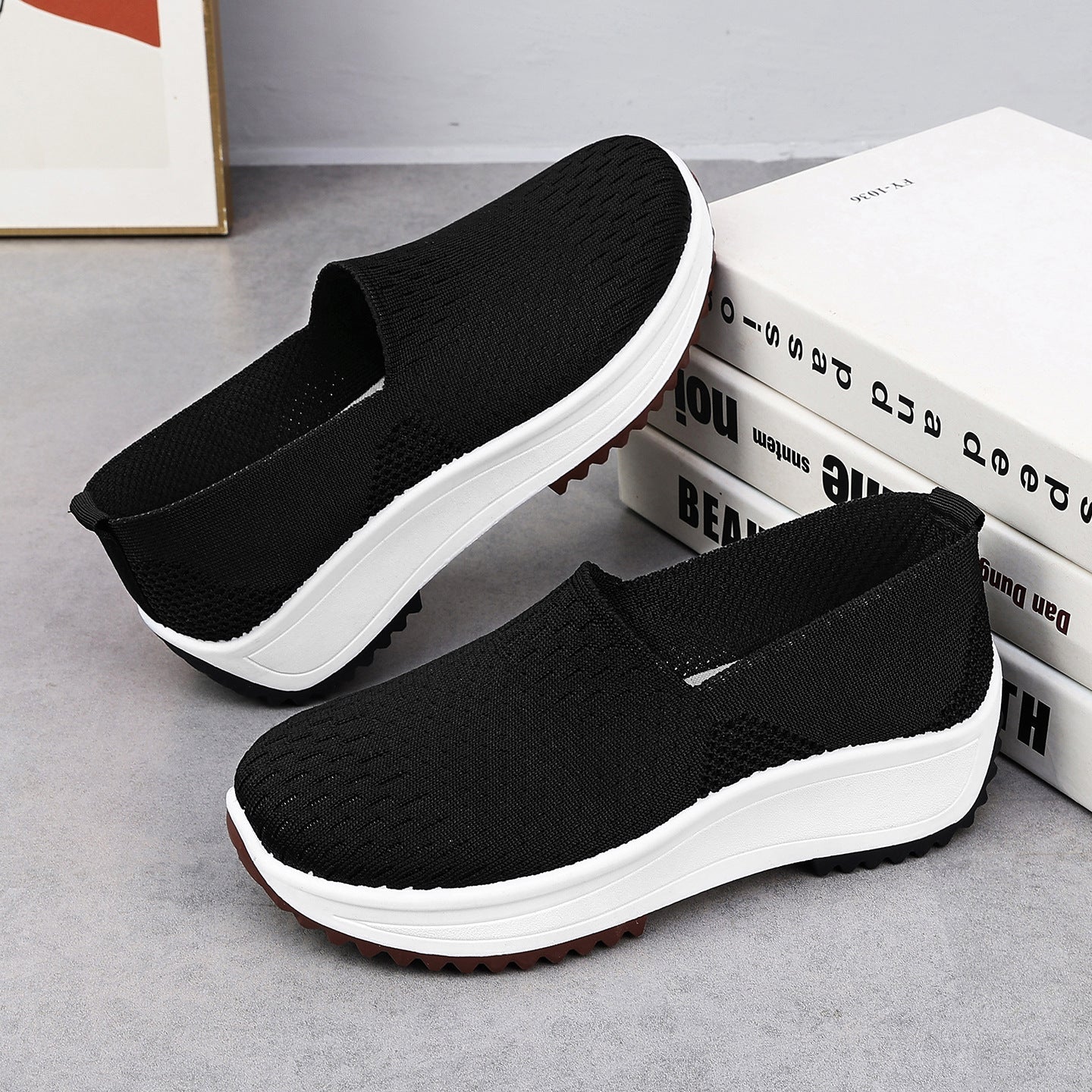 Cuff-height Heel-less Thick-soled Shoes / Scarpe senza tacco all'altezza del polsino con suola spessa - FRAMOShopcalzature donna FRAMOShopBlack36CJYD297092101AZ